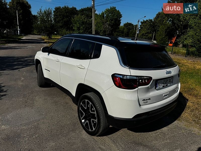 Позашляховик / Кросовер Jeep Compass 2017 в Києві