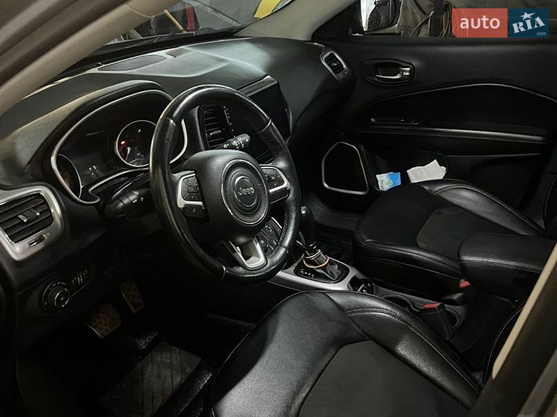 Внедорожник / Кроссовер Jeep Compass 2017 в Харькове