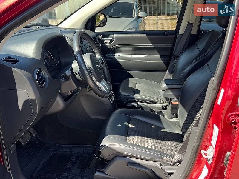 Позашляховик / Кросовер Jeep Compass 2016 в Полтаві