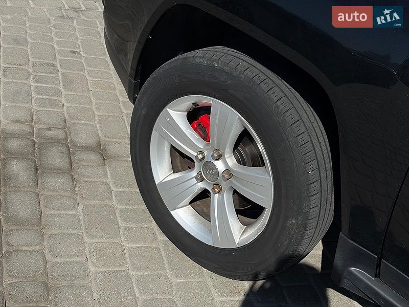 Позашляховик / Кросовер Jeep Compass 2014 в Львові
