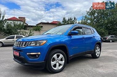 Внедорожник / Кроссовер Jeep Compass 2017 в Киеве