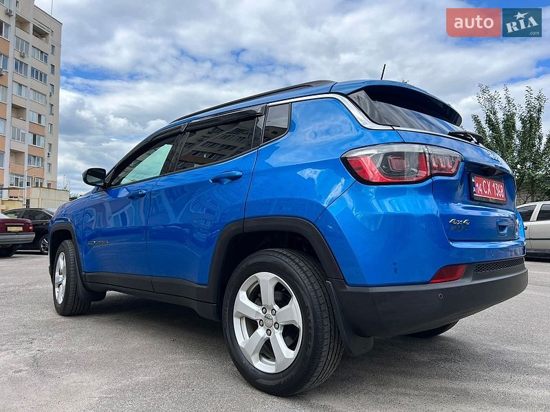 Внедорожник / Кроссовер Jeep Compass 2017 в Киеве