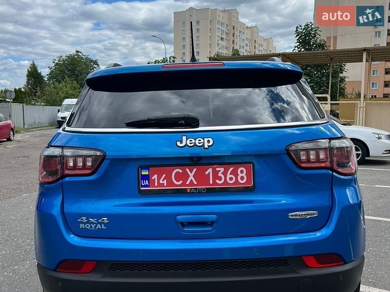 Внедорожник / Кроссовер Jeep Compass 2017 в Киеве