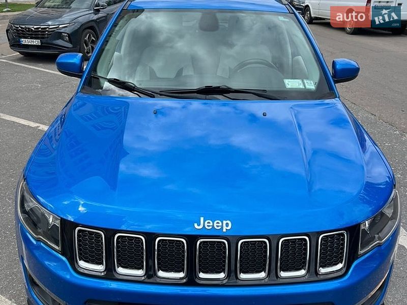 Внедорожник / Кроссовер Jeep Compass 2017 в Киеве
