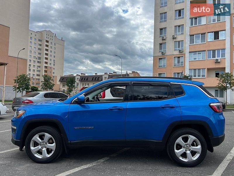 Внедорожник / Кроссовер Jeep Compass 2017 в Киеве