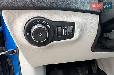 Внедорожник / Кроссовер Jeep Compass 2017 в Киеве