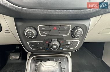 Внедорожник / Кроссовер Jeep Compass 2017 в Киеве