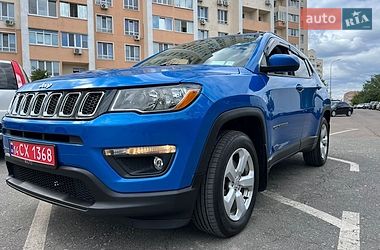 Внедорожник / Кроссовер Jeep Compass 2017 в Киеве