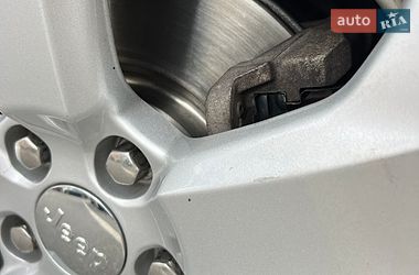 Внедорожник / Кроссовер Jeep Compass 2017 в Киеве