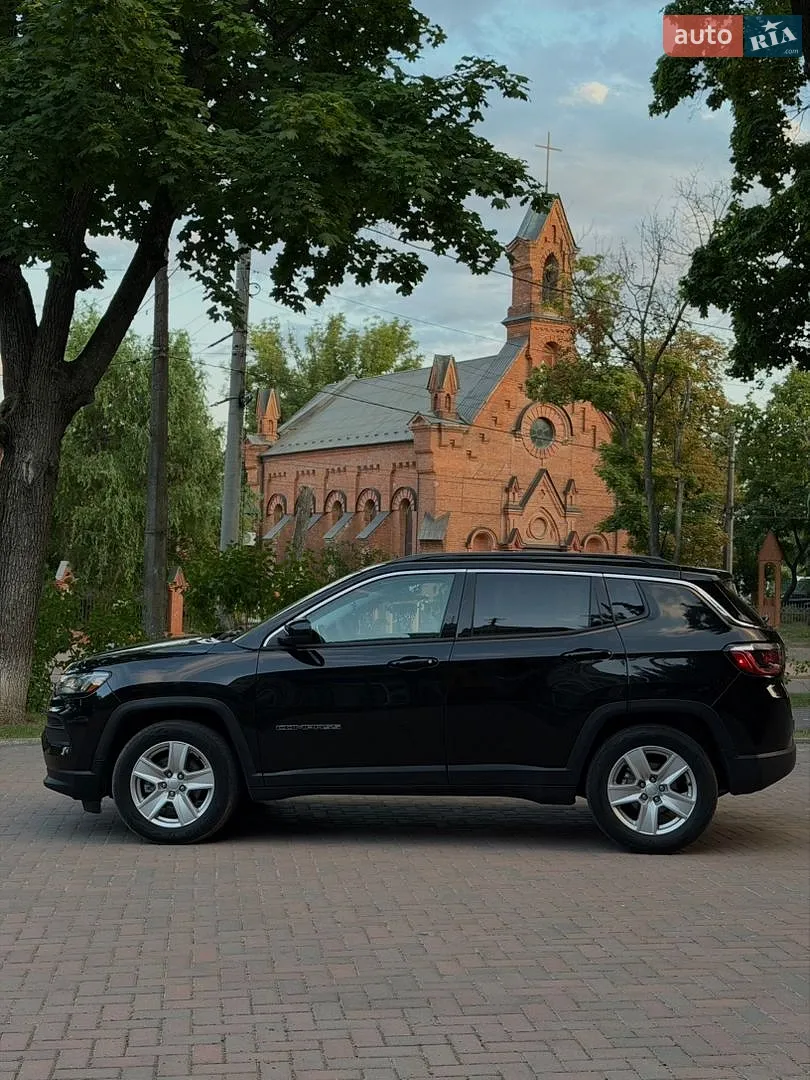 2022 Jeep Compass - мініатюра 3