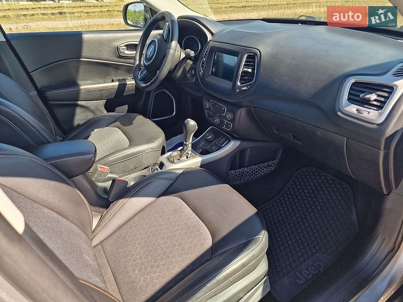 Внедорожник / Кроссовер Jeep Compass 2019 в Львове