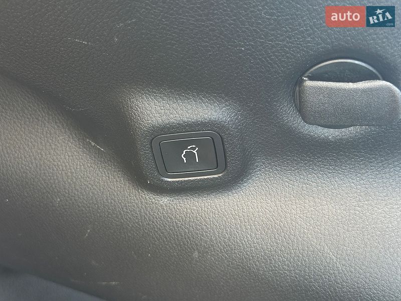 Внедорожник / Кроссовер Jeep Compass 2017 в Белогородке