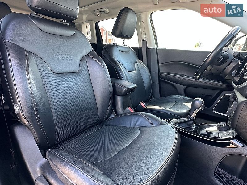 Внедорожник / Кроссовер Jeep Compass 2017 в Белогородке