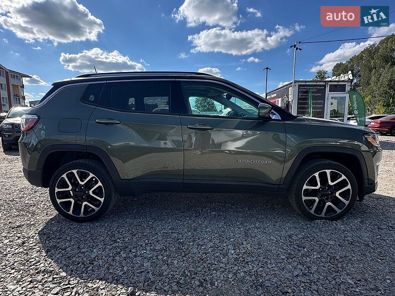 Внедорожник / Кроссовер Jeep Compass 2017 в Белогородке