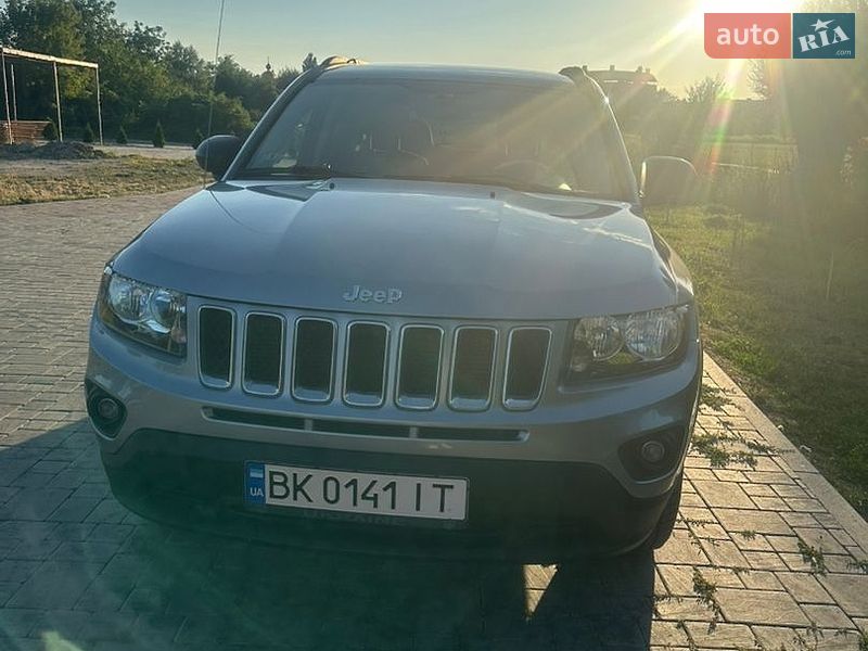 Позашляховик / Кросовер Jeep Compass 2015 в Здолбуніві
