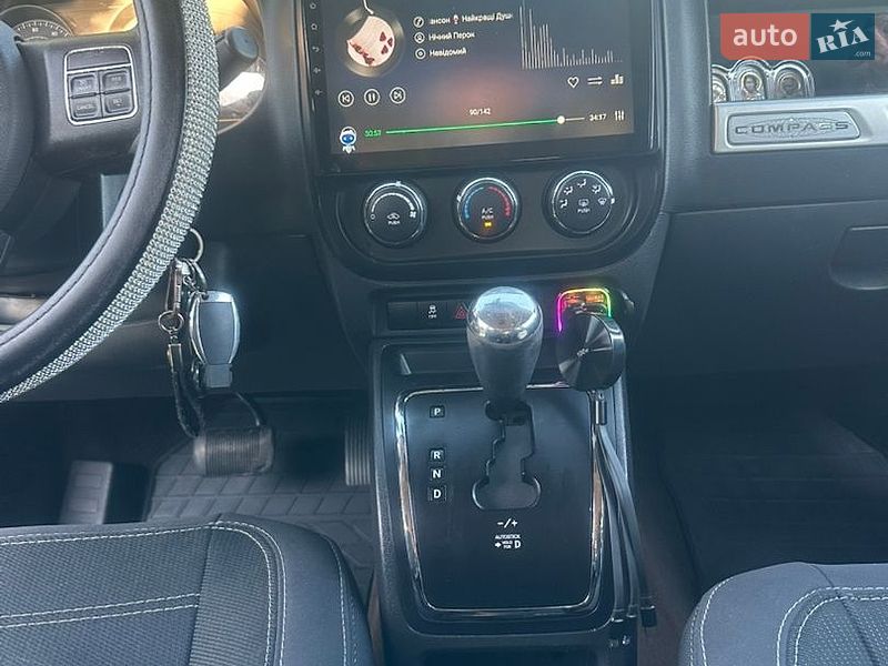 Позашляховик / Кросовер Jeep Compass 2015 в Здолбуніві