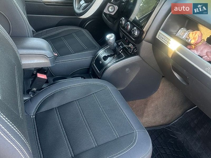 Позашляховик / Кросовер Jeep Compass 2015 в Здолбуніві