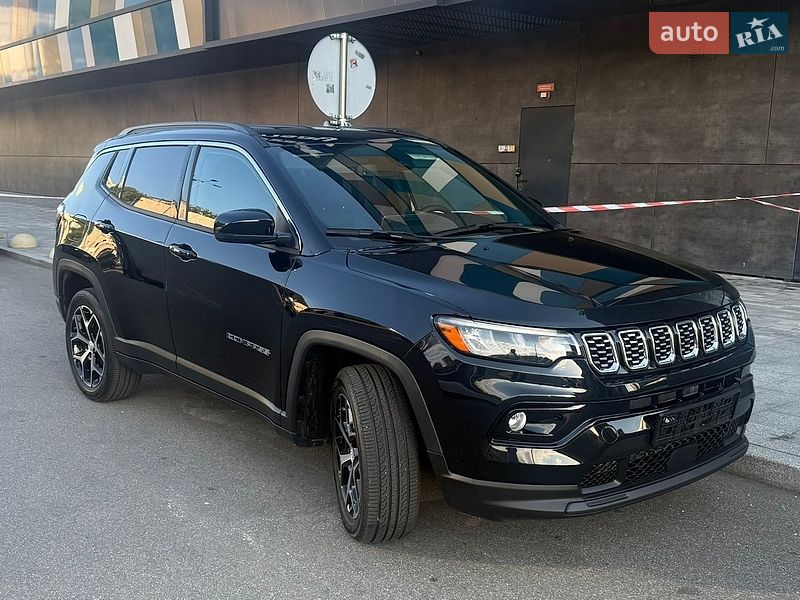 Внедорожник / Кроссовер Jeep Compass 2024 в Киеве