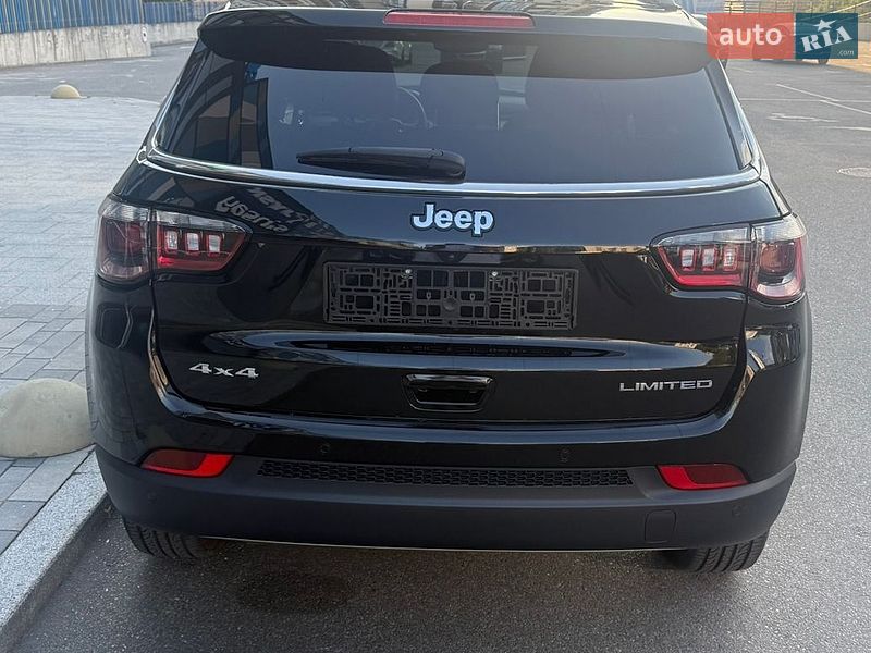 Внедорожник / Кроссовер Jeep Compass 2024 в Киеве