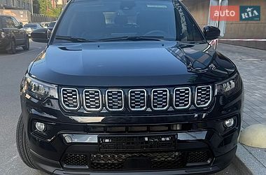 Внедорожник / Кроссовер Jeep Compass 2024 в Киеве