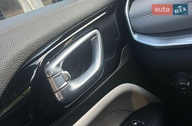 Внедорожник / Кроссовер Jeep Compass 2024 в Киеве
