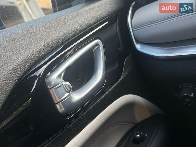 Внедорожник / Кроссовер Jeep Compass 2024 в Киеве