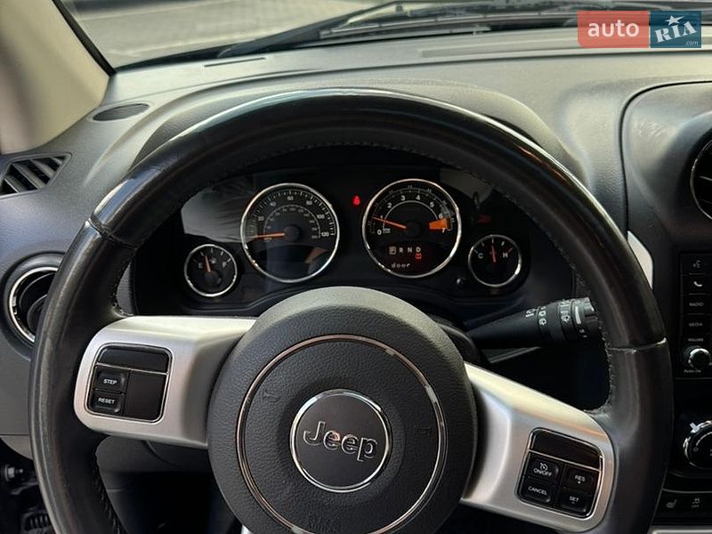 Позашляховик / Кросовер Jeep Compass 2014 в Тернополі фото 8 Позашляховик / Кросовер Jeep Compass 2014 в Тернополі