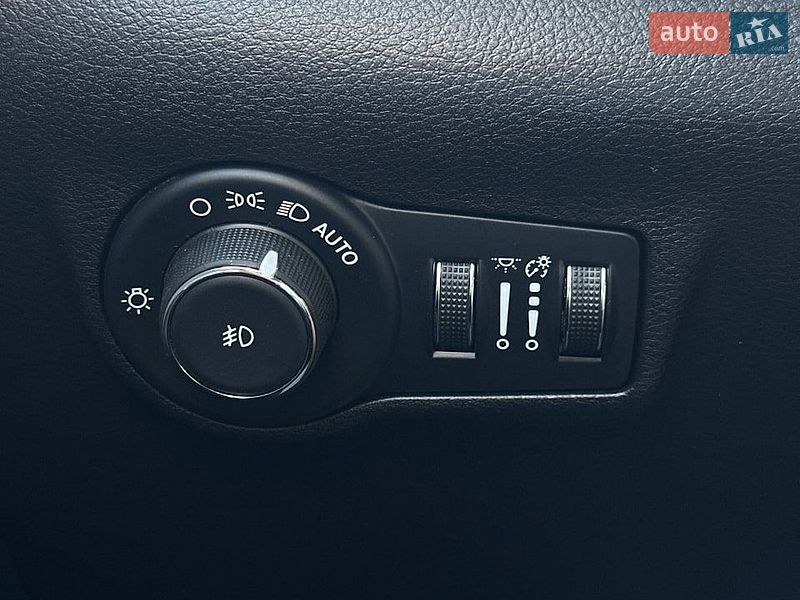 Позашляховик / Кросовер Jeep Compass 2023 в Білогородці