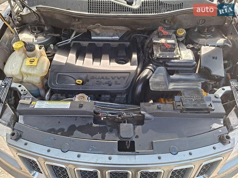 Позашляховик / Кросовер Jeep Compass 2011 в Києві