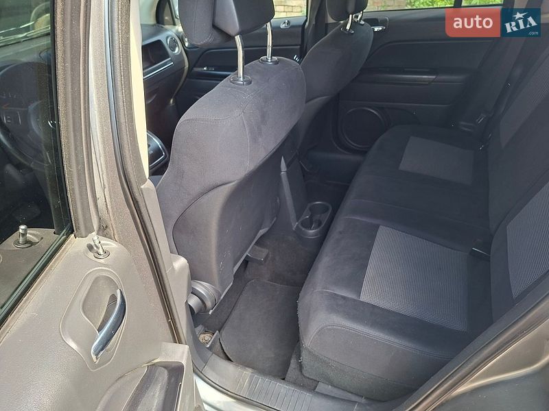 Позашляховик / Кросовер Jeep Compass 2011 в Києві