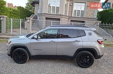 Позашляховик / Кросовер Jeep Compass 2018 в Чернівцях фото 4 Позашляховик / Кросовер Jeep Compass 2018 в Чернівцях