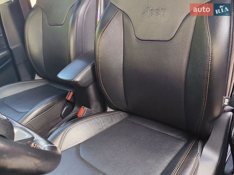 Позашляховик / Кросовер Jeep Compass 2020 в Вараші фото 23 Позашляховик / Кросовер Jeep Compass 2020 в Вараші