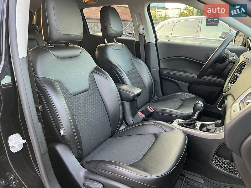 Позашляховик / Кросовер Jeep Compass 2019 в Рівному