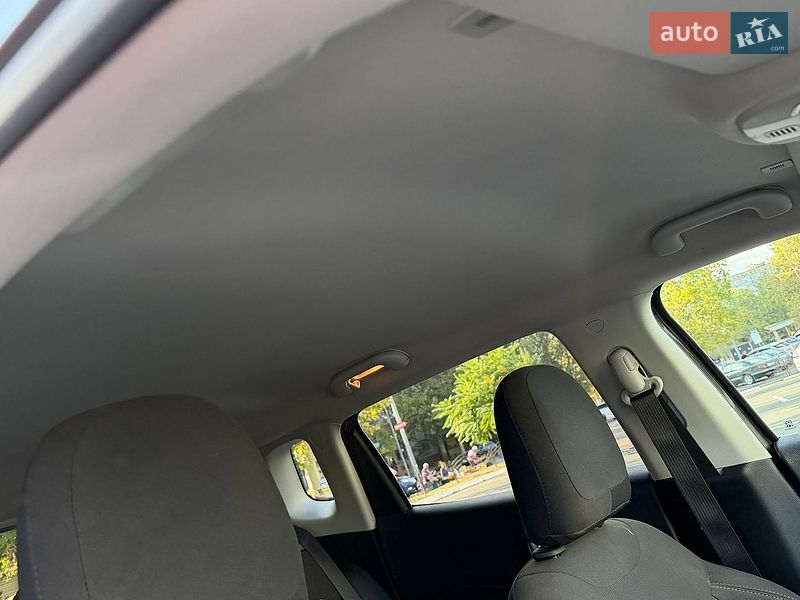 Позашляховик / Кросовер Jeep Compass 2017 в Одесі фото 23 Позашляховик / Кросовер Jeep Compass 2017 в Одесі