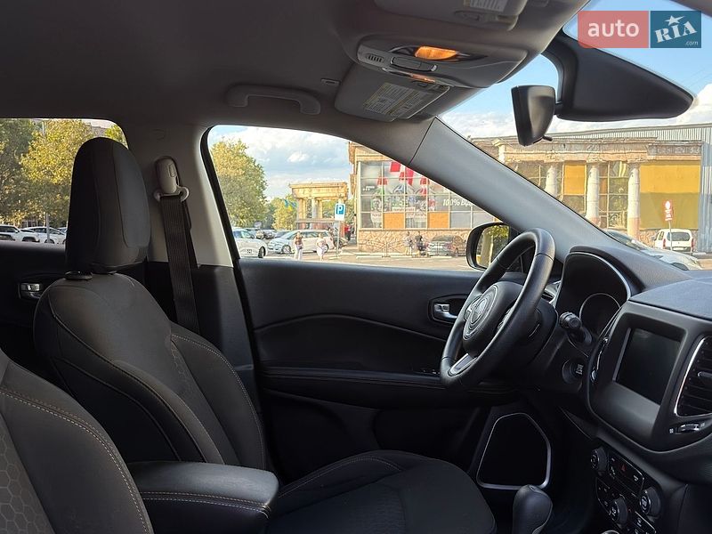 Позашляховик / Кросовер Jeep Compass 2017 в Одесі фото 29 Позашляховик / Кросовер Jeep Compass 2017 в Одесі