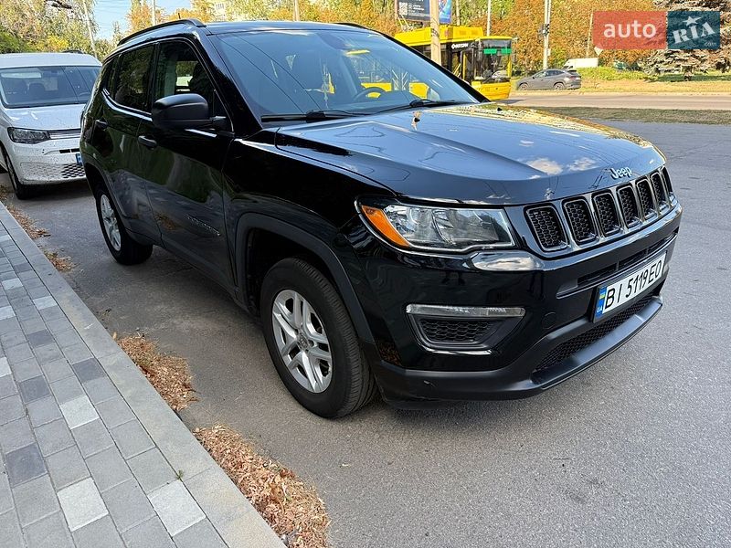 Внедорожник / Кроссовер Jeep Compass 2017 в Полтаве
