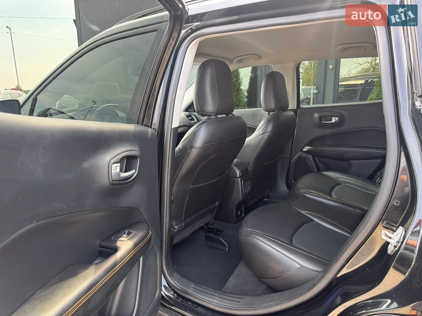 2021 Jeep Compass - мініатюра 18