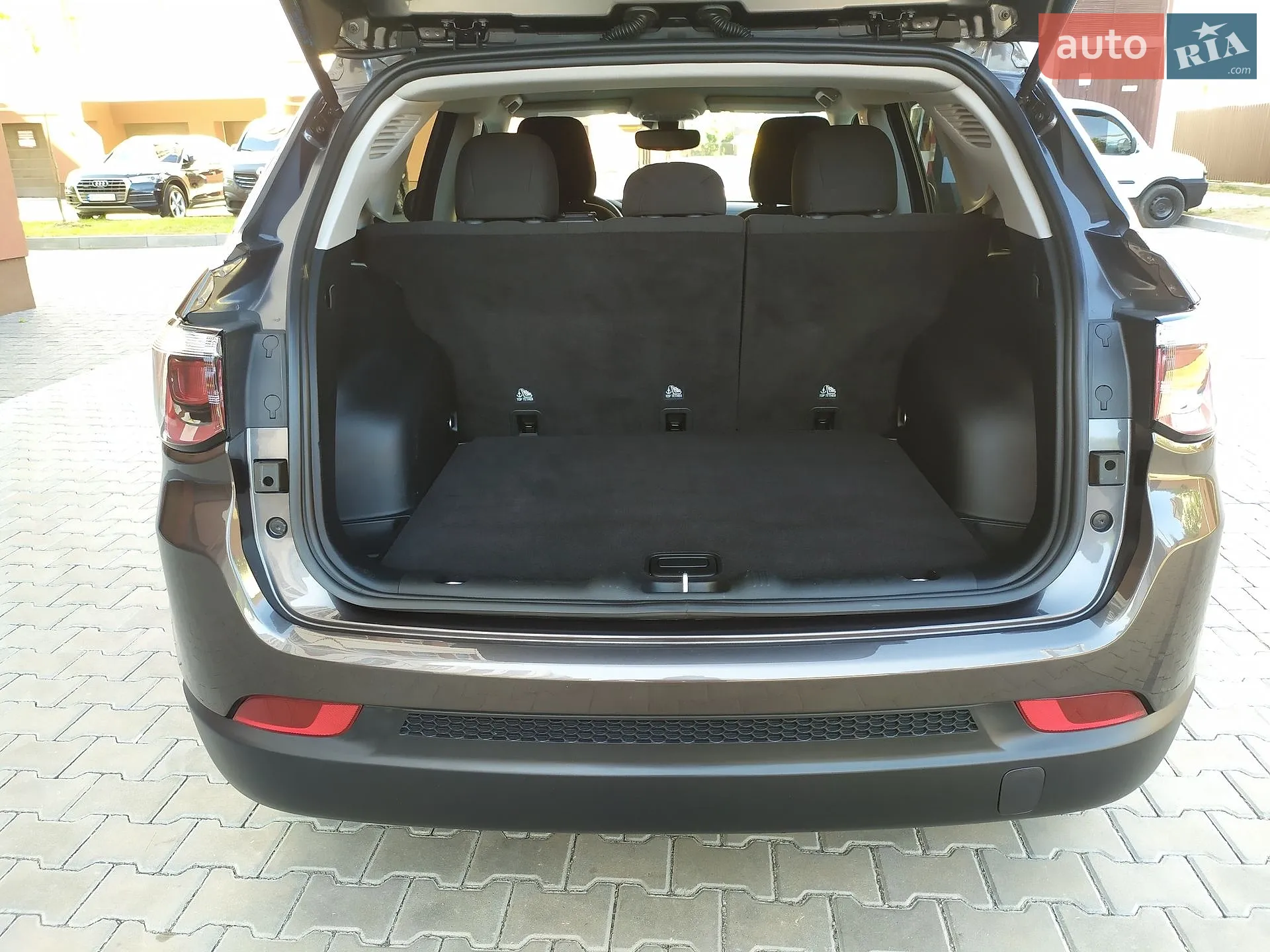 2021 Jeep Compass - мініатюра 27