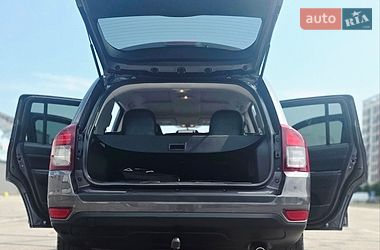 Внедорожник / Кроссовер Jeep Compass 2015 в Киеве