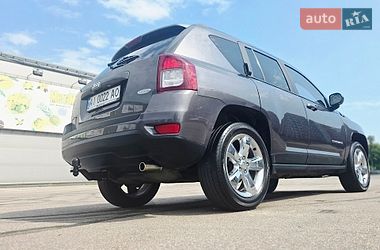 Внедорожник / Кроссовер Jeep Compass 2015 в Киеве