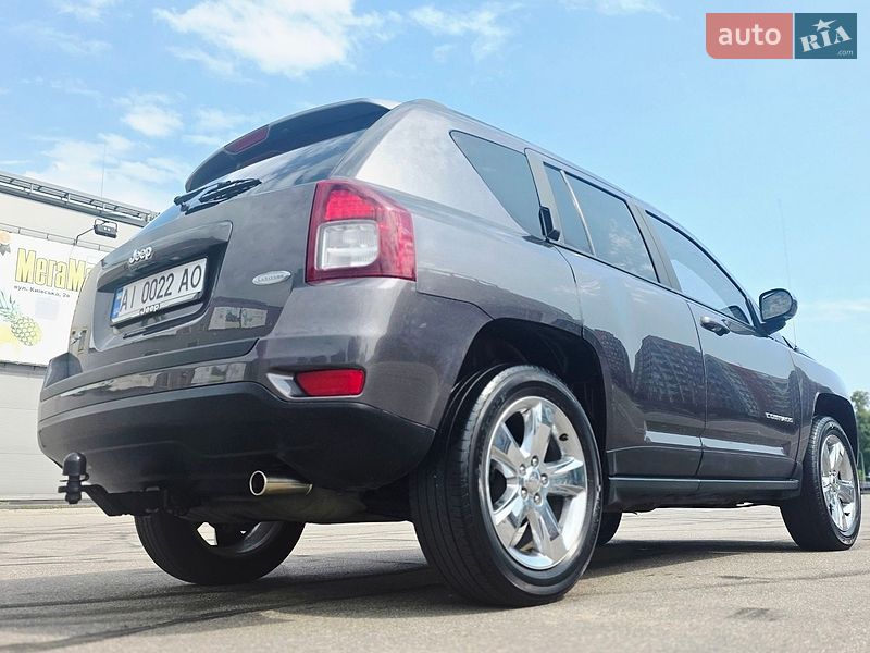 Внедорожник / Кроссовер Jeep Compass 2015 в Киеве
