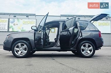 Внедорожник / Кроссовер Jeep Compass 2015 в Киеве
