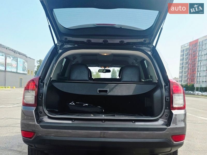 Внедорожник / Кроссовер Jeep Compass 2015 в Киеве