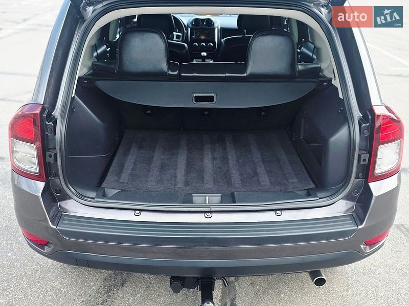 Внедорожник / Кроссовер Jeep Compass 2015 в Киеве
