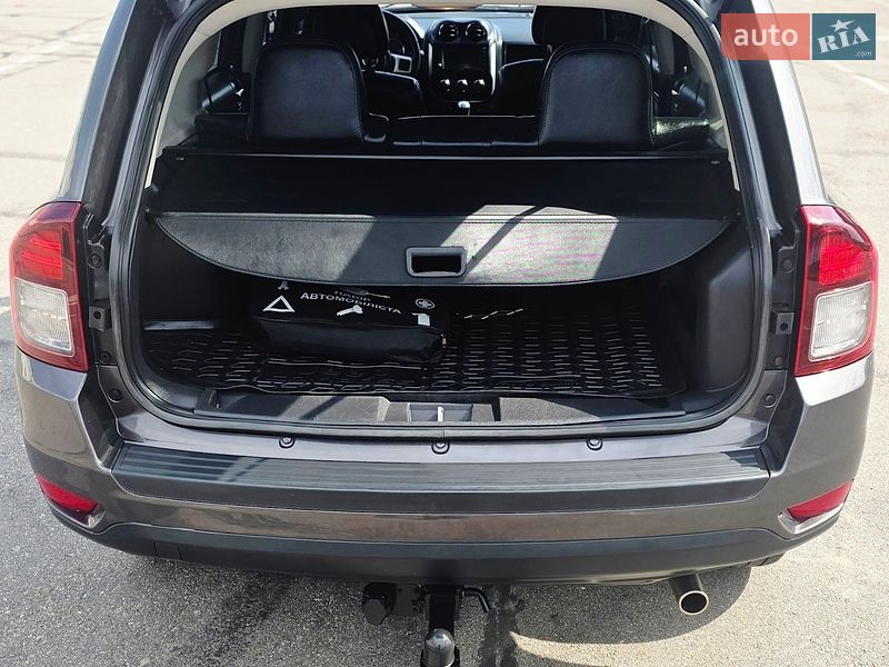 Внедорожник / Кроссовер Jeep Compass 2015 в Киеве