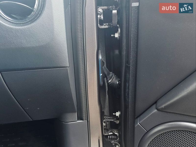 Внедорожник / Кроссовер Jeep Compass 2015 в Киеве