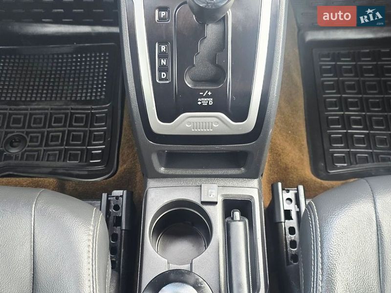 Внедорожник / Кроссовер Jeep Compass 2015 в Киеве