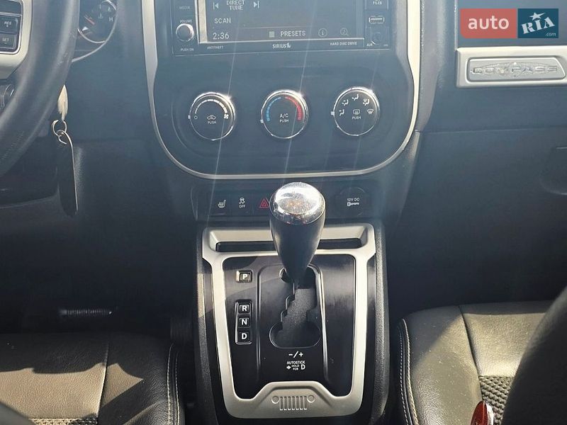 Внедорожник / Кроссовер Jeep Compass 2015 в Киеве