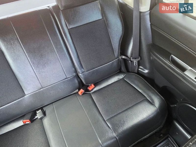 Внедорожник / Кроссовер Jeep Compass 2015 в Киеве