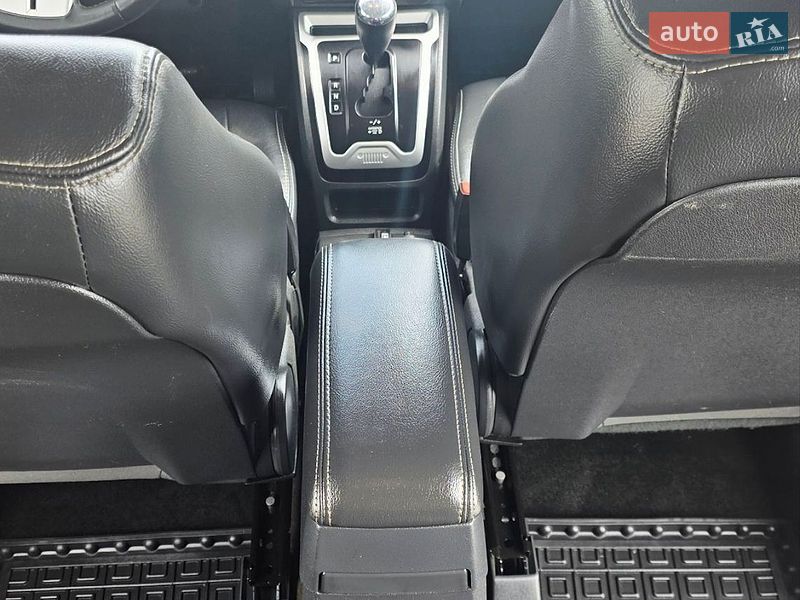 Внедорожник / Кроссовер Jeep Compass 2015 в Киеве